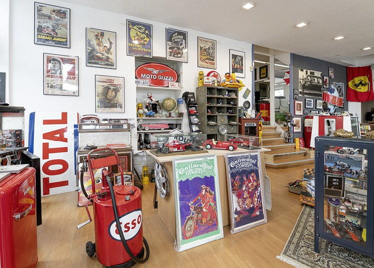 Bild-Galerie-Store-Ueber-uns_Innenaufn_gross