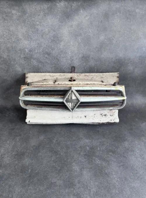 Borgward Isabella Kühlergrill 54-62